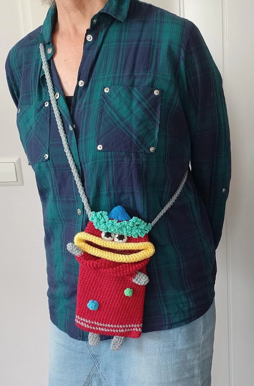 Handmade phone bag shoulder bag little monster big mouth red – photo 4